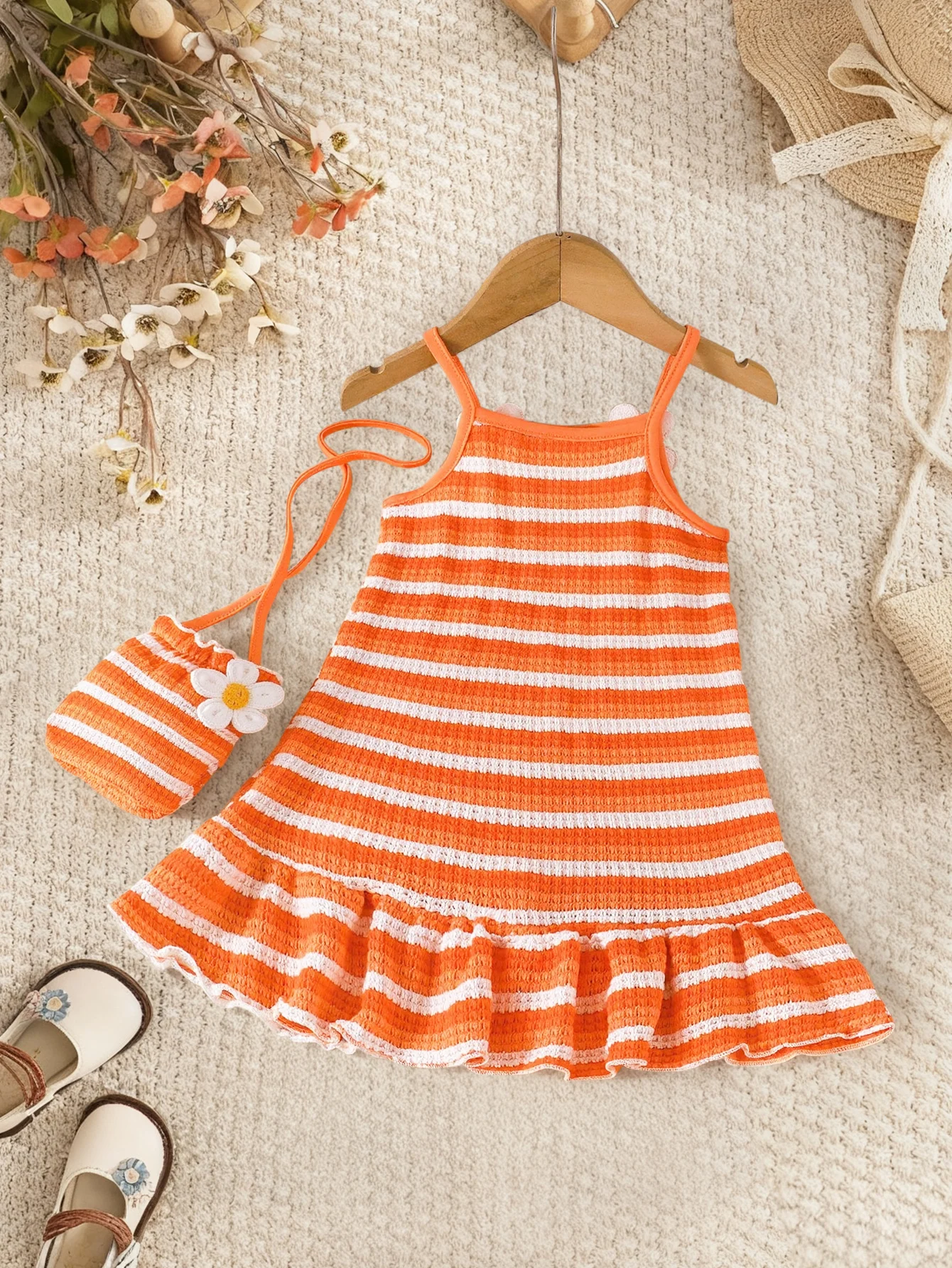 2-Piece Set: Summer Thin Dress Outfit for Baby Girls, Featuring 3D Floral Pattern, Ruffled Hem, Bohemian Style, Square Neck, Sleeveless Dress + Matching Color Crossbody Bag. Cute, Elegant, Fashionable, Versatile Two-Piece Set for Girls. Newborn Birthday Gift. Comfortable and Soft. Suitable for Ages 0-1-2-3, 6-9 Months. Perfect for Outdoor Activities, Casual Wear, Parties, Festivals, Eid, Easter, Carnival