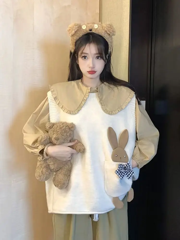 Fashionable Age Reducing Folding Knitted Vest for Women 2023 Spring and Autumn New 3D Cartoon Sleeveless Sweater Tank Top - Image 2