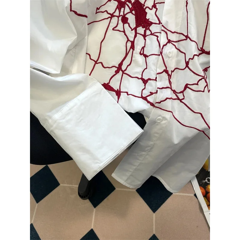 بلوزة كوساهيكي كلاسيكية مطرزة على شبكة العنكبوت بأكمام طويلة قمصان نسائية هاراجوكو Y2k بلوزات الجرونج الجمالية قميص أبيض