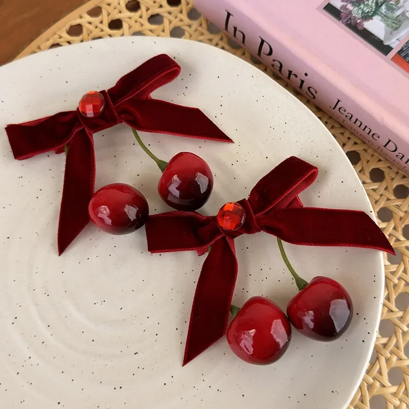 Winter Trend Coral Velvet Bow Resin Cherry Duck Beak Clip Birthday Party Creative Hair Clip Women\'s Elegant Hair Accessories