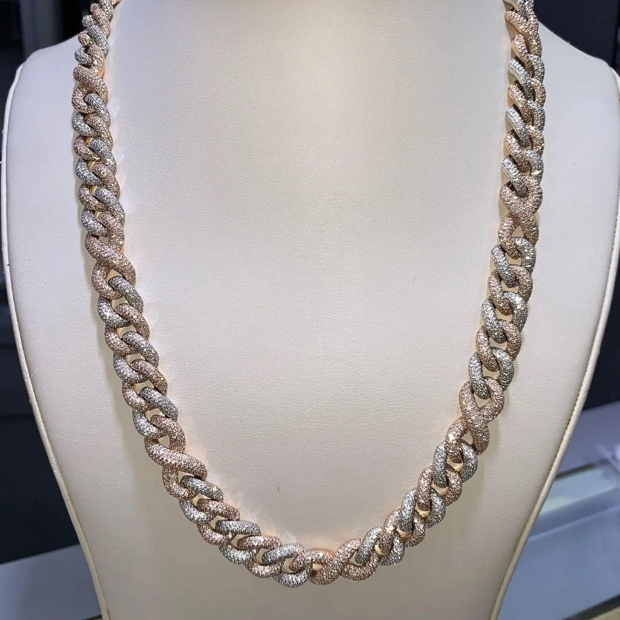 High Quality Customized 20 Mm Cuban Link Moissanite Diamond Chain 925 Sterling Silver White Rose Gold Diamond Chain