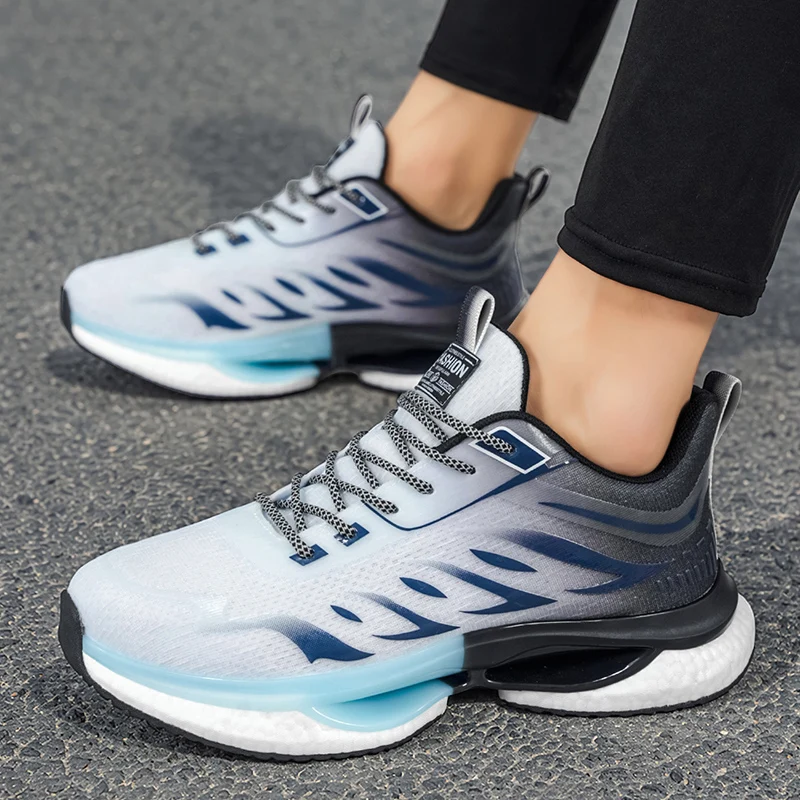 New breathable lightweight running shoes for men summer male mesh shock-absorbing sports shoe fashionable casual walking sneaker