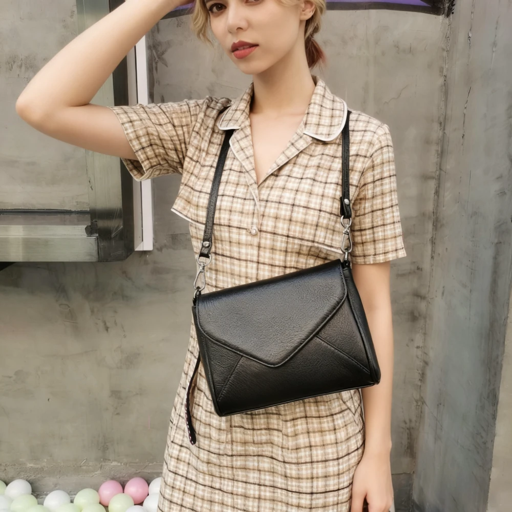 

Women's Genuine Leather Small Envelope Bag - Convertible Crossbody Shoulder Bag, Lightweight Minimalist Casual Commuter Clutch