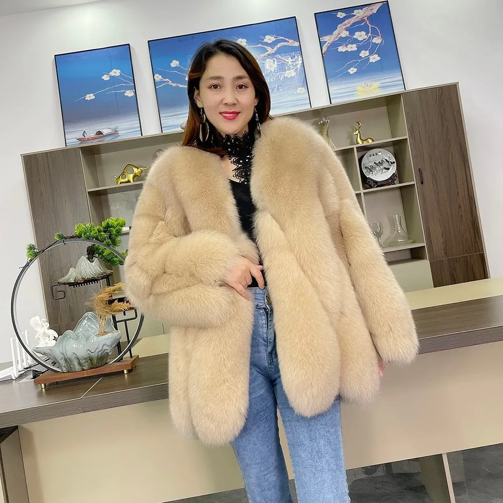 

Hot selling new imported Finnish blue fox long-sleeved jacket V-neck mid-length fur drop classic style fox fur jacket