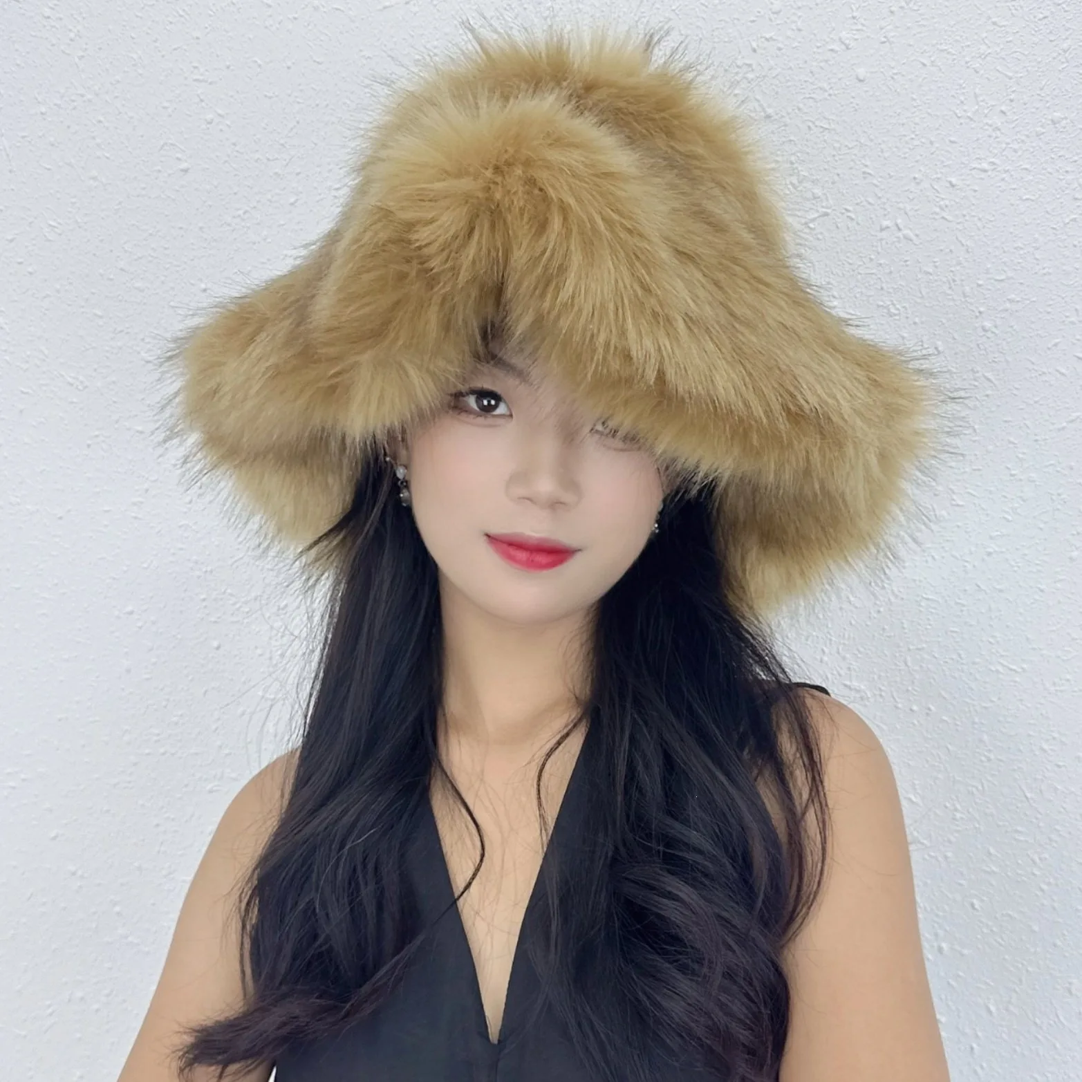 25 foreign trade cross-border bucket hats winter women's big brim basin hats thickened warm imitation fur fur hats retro