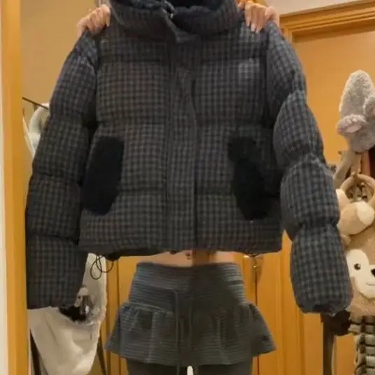 

Новая зимняя женская утепленная куртка-пуховик в корейском стиле с отложным воротником, в клетку, с цветовыми блоками, повседневная, из хлопка