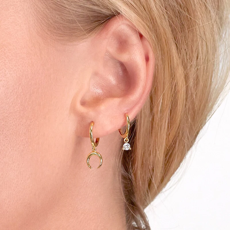 Punk Hip Hop Rivet Earrings 925 Sterling Silver Needle Gold Color Round Hoop Earrings dla kobiet Moda Gothic Party Biżuteria