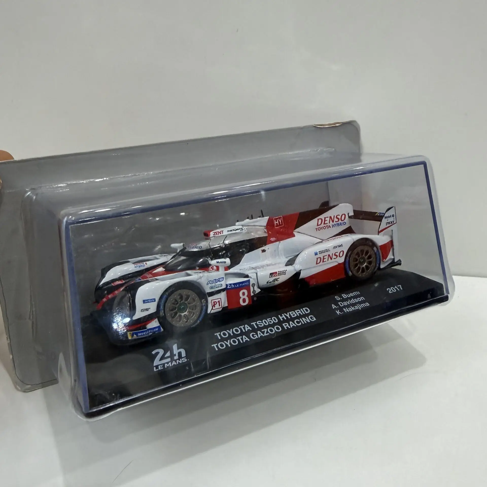 Toyota TS050 Hybrid 1/43 IXO Le Mans 2017 - alternate angle