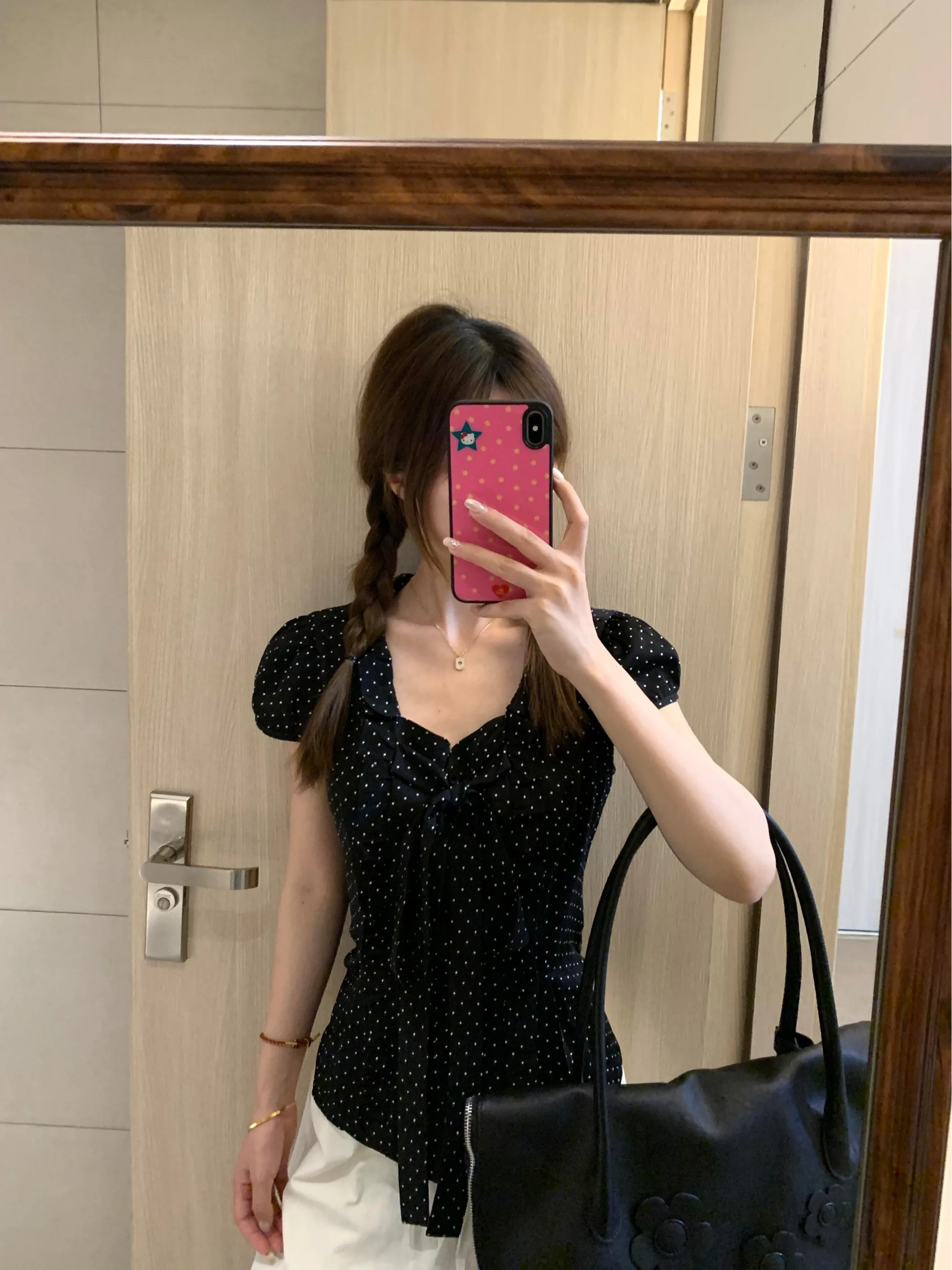 

Retro Polka Dot Bow Tie Short Sleeve Slim Fit Bubble Sleeve Shirt Women's Summer Design Sense Slimming Top