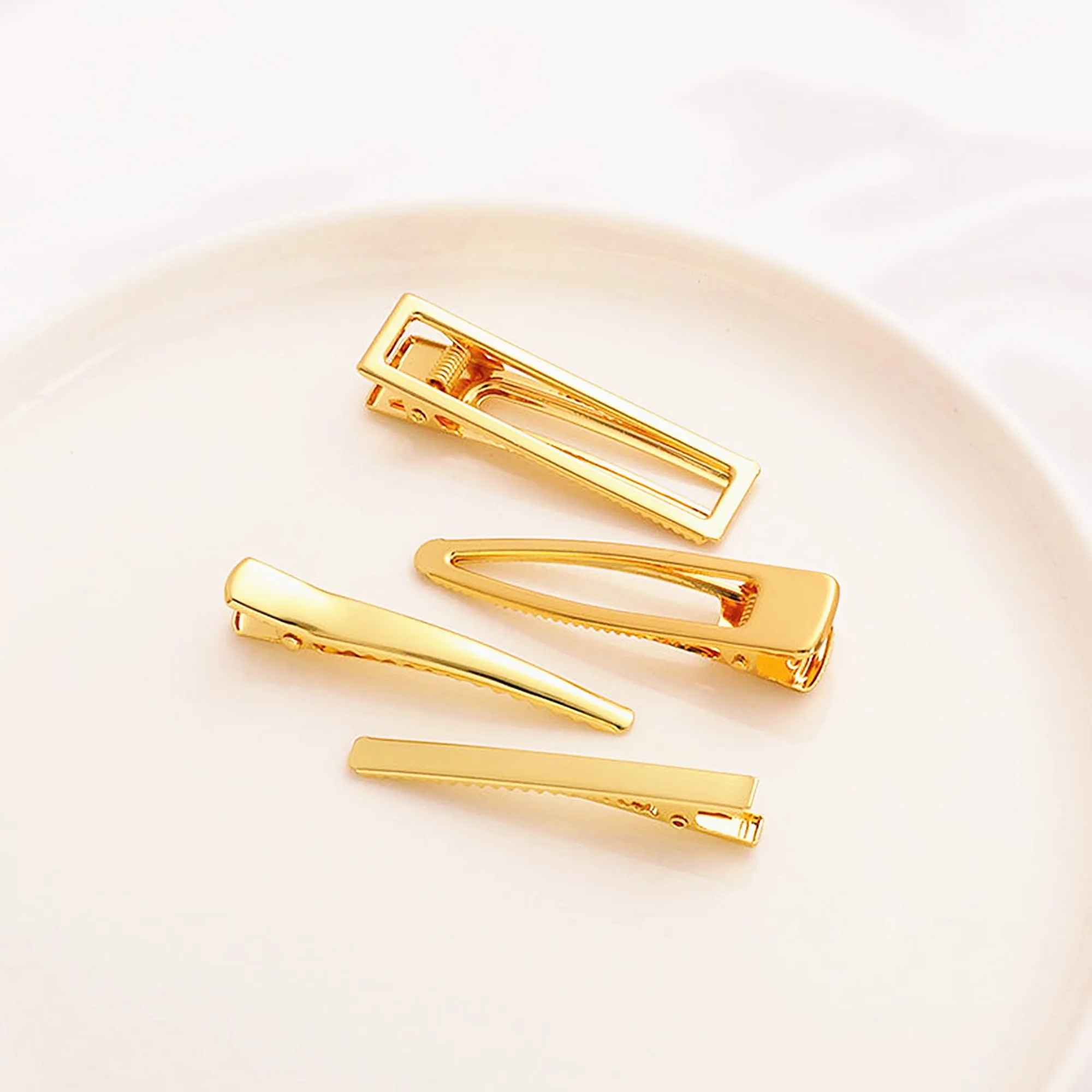 

10pcs/lot Gold/Silver Color Hair Clip with Single Word; Handmade Decoration Duckbill Clip DIY Crystal Drops Resin Access