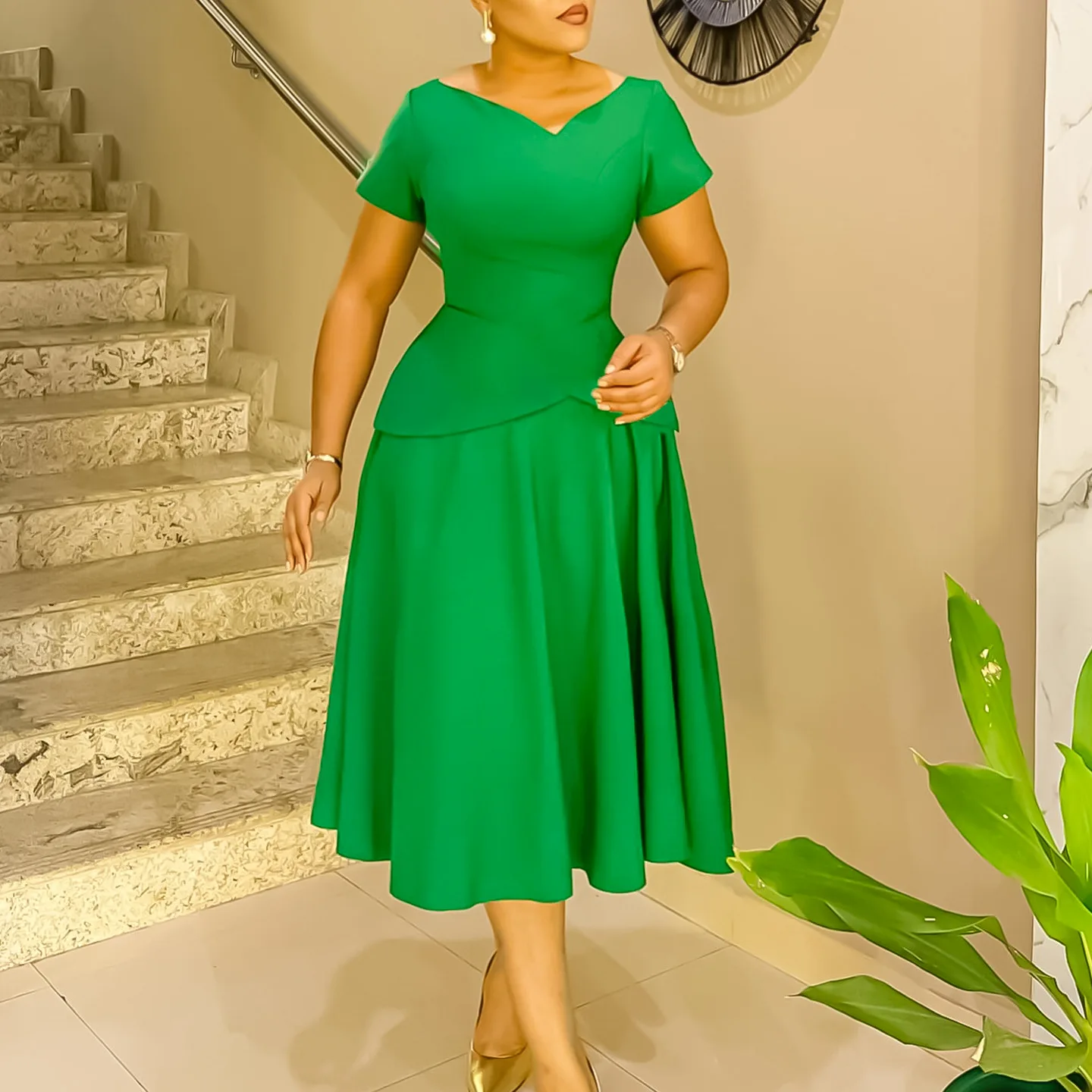 

Elegant High Waist African Style Women's Dress V-Neck Short Sleeve A-Line Maxi Skirt Fashionable Pure Color Midi Dress