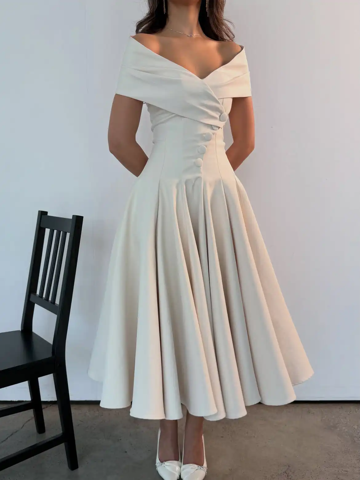 Elegant Party Dresses White Satin Midi Prom Dress Off Shoulder Foldover A-Line Cocktail Evening Dresses with Bridesmaid Dresses