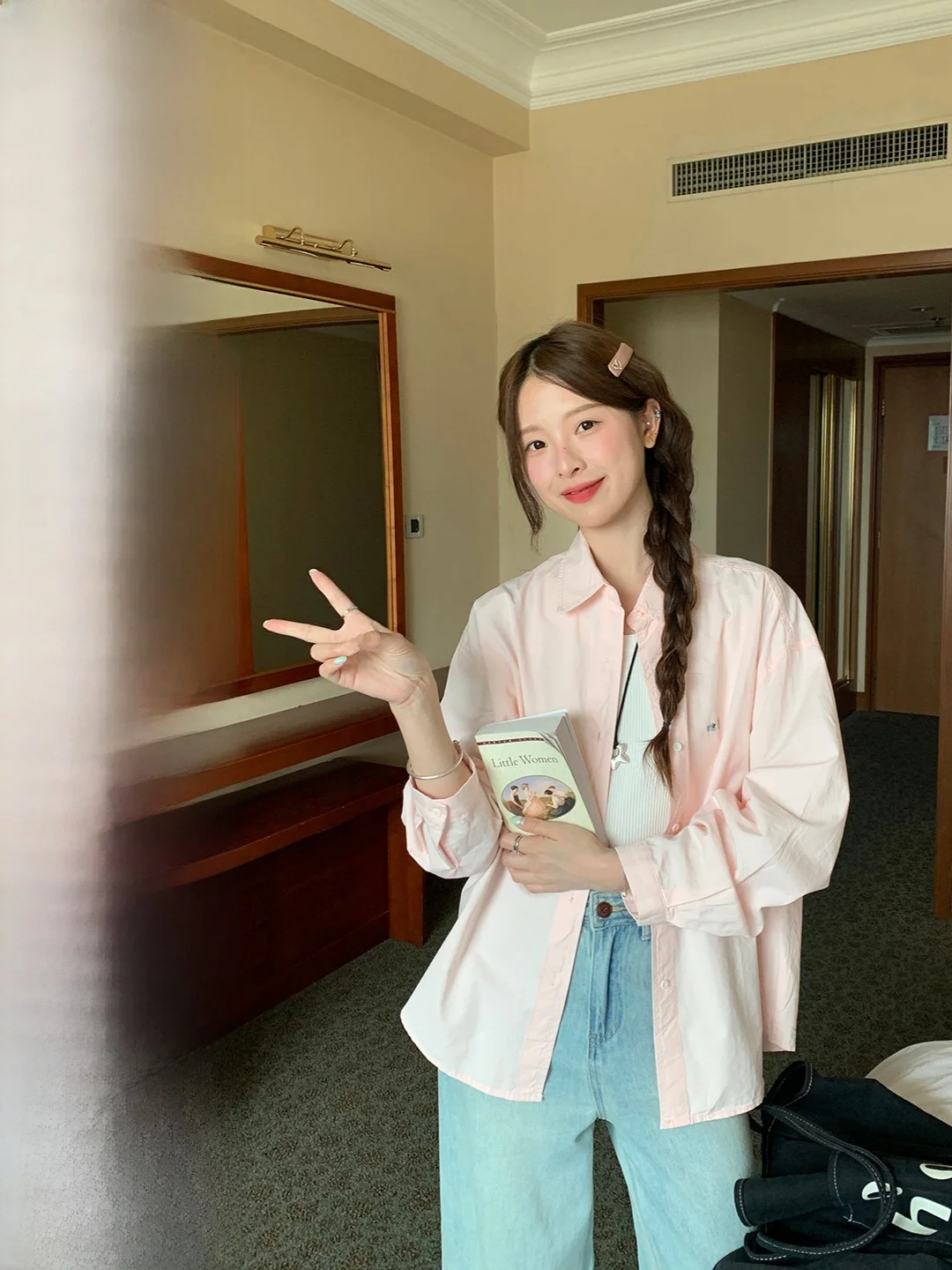 

Повседневная свободная рубашка с вышивкой для женщин: нежный, универсальный, молодежный стиль, хлопок, длинный рукав, на пуговицах, однотонная