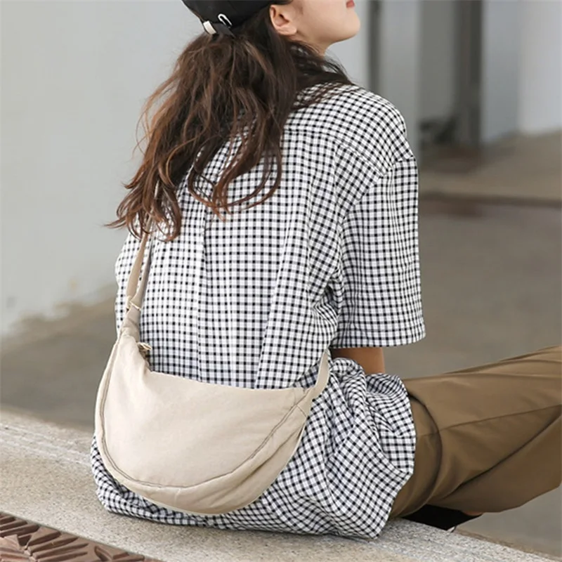 Women Crossbody Shoulder Bag Trendy Hippie Hobo Crescent Bag Purse Dumpling Bag Casual Handbag Adjustable Strap