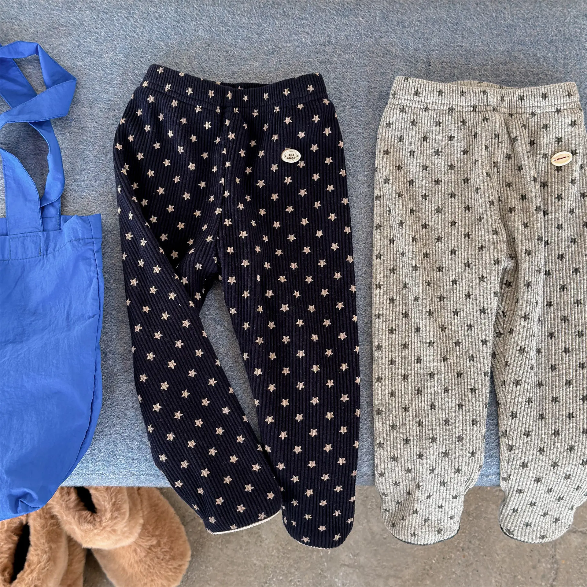 

2025 Winter New Children Fleece Leggings Plus Velvet Thick Girls Casual Elastic Pants Cotton Baby Warm Trousers Kids Clothes