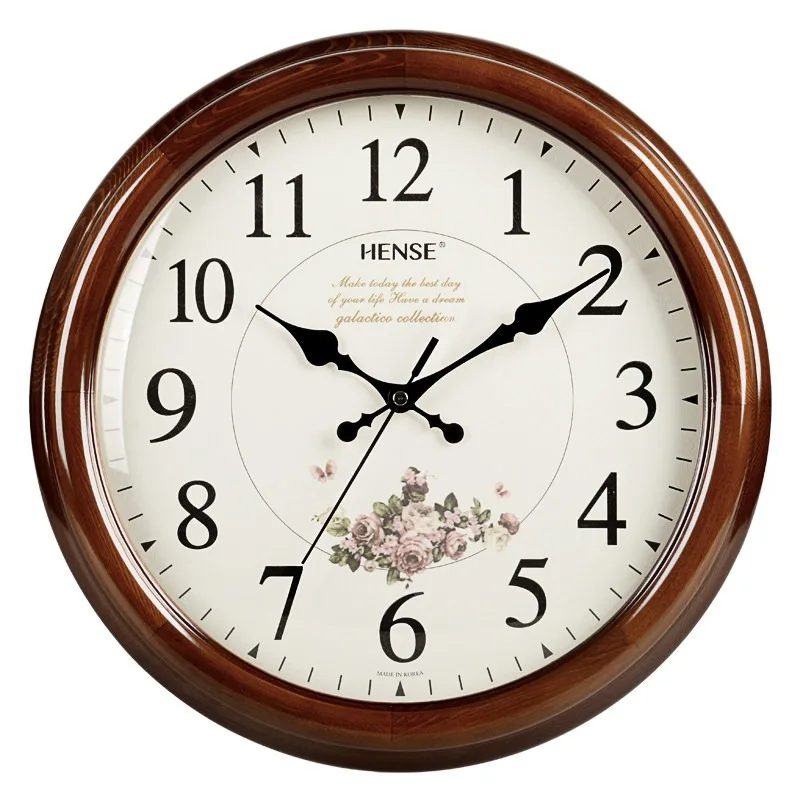 

Silent living room solid wood wall clock, creative quartz clock