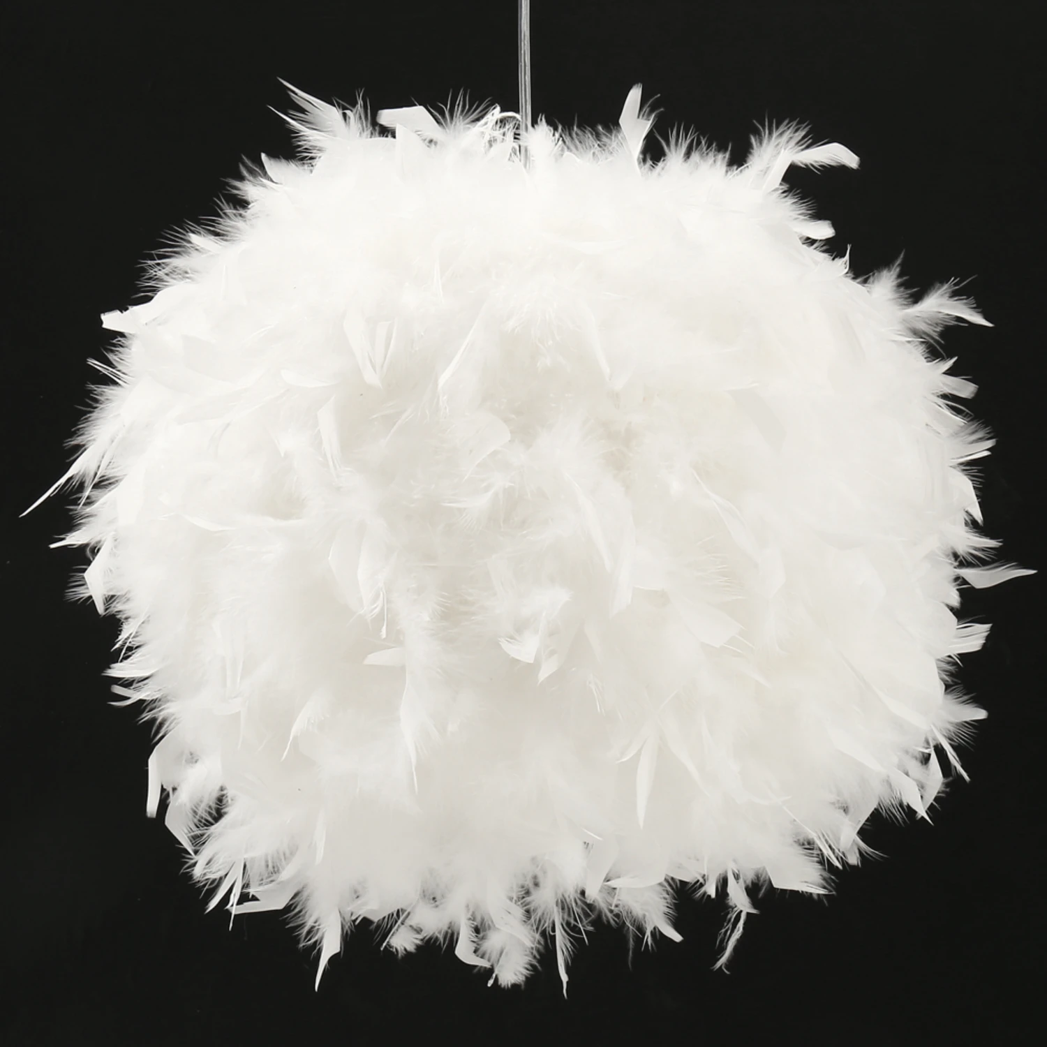 

New Elegant, Dreamlike and Fluffy Feather Pendant Light - Enchanting Feather Shade Lamp for a Romantic and Magical Atmosphere -