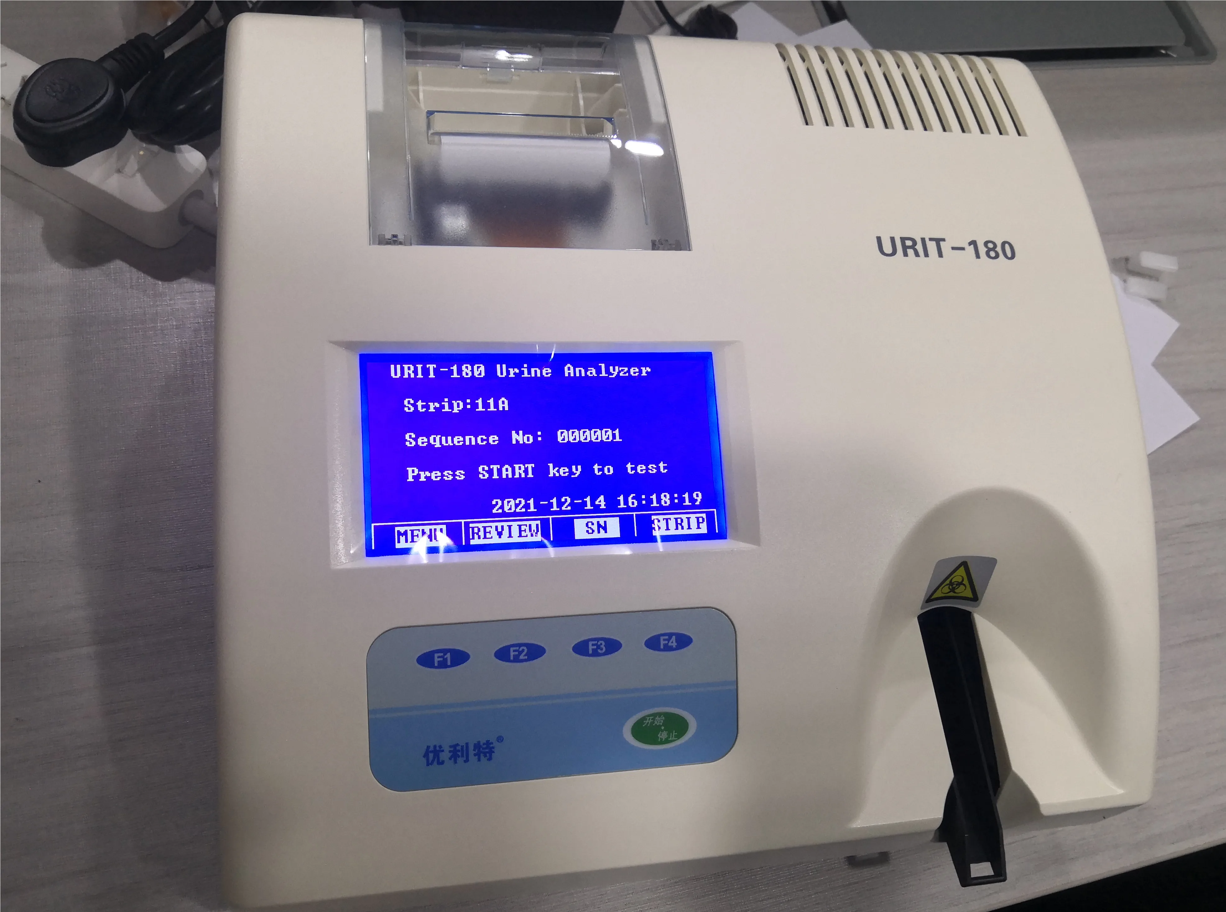 Best Price Lab Equipment Semi Auto Urine Analyzer  Test Machine URIT-180