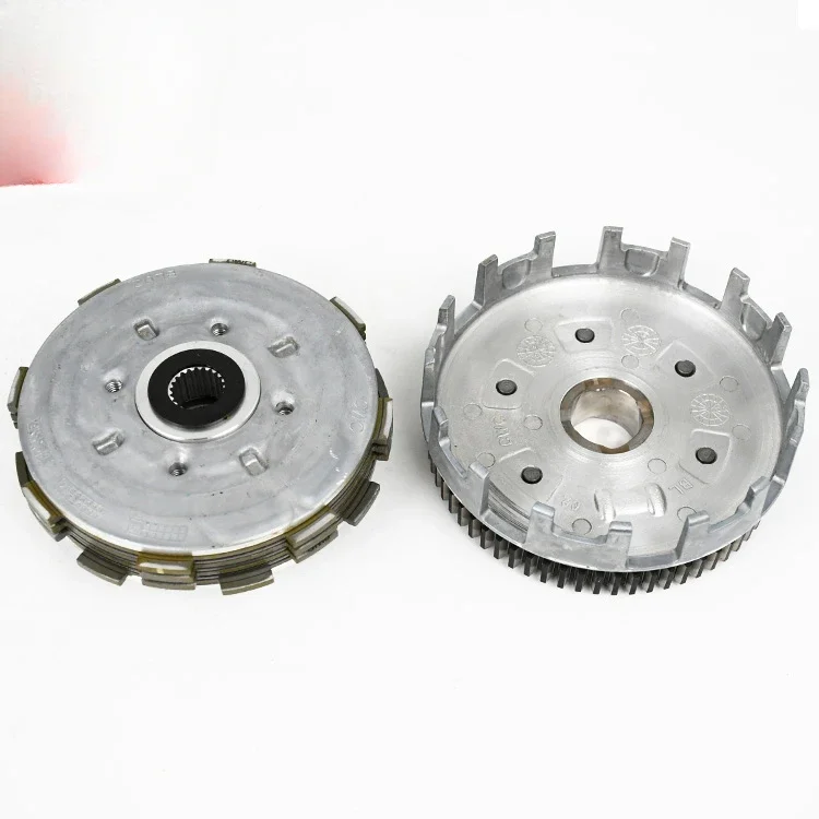 Clutch assembly big tooth snare drum