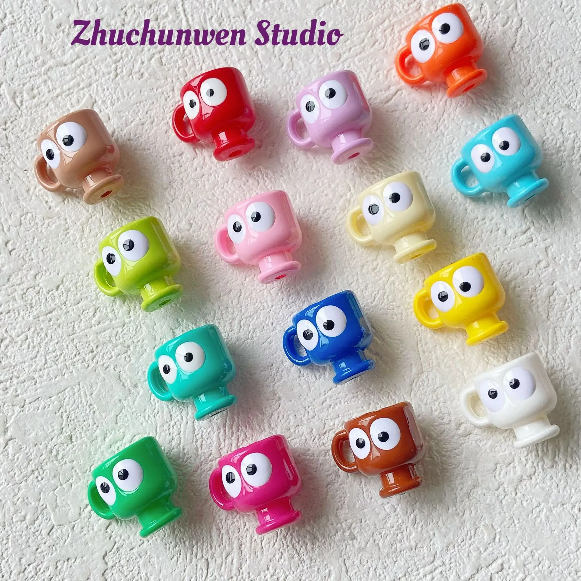 

50pcs/lot MIX Funny and quirky eye-shaped cup cute beaded acrylic DIY phone chain jewelry accessories.