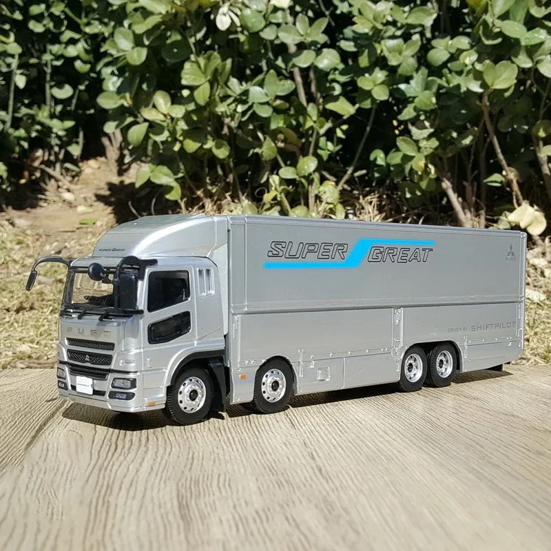 Diecast 1:43 Scale FUSO SuperGreat Container Truck Alloy Car Model Collection Souvenir Display Ornaments