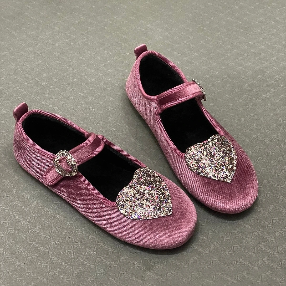 Lavender Color Princess Shoes Fashionable and Unique Small Heart Shaped Children's Shoes 24-36 Popular Christmas Gifts