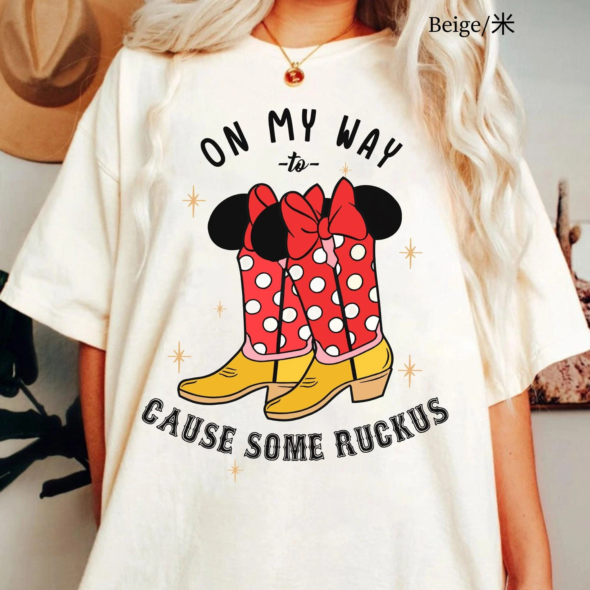 تي شيرت Coquette Bow Disney Minnie Mouse Cowgirl Boots تي شيرت Disney Western Country قميص راعية البقر ميني