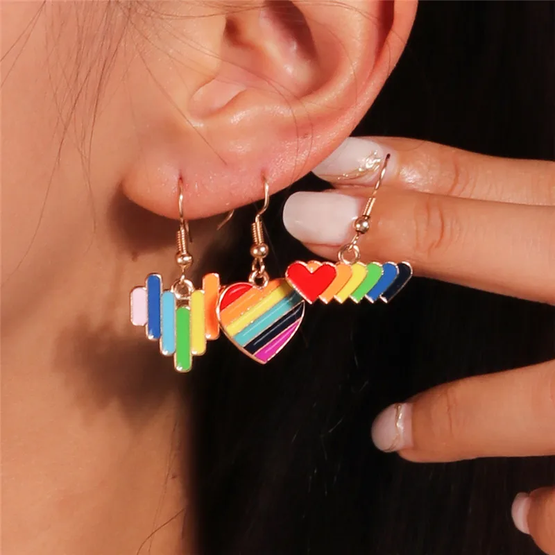 Juegos de pendientes de arcoíris coloridos para hombres y mujeres, soporte LGBT, Bandera de corazón de arcoíris, regalos de joyería de fiesta, superventas