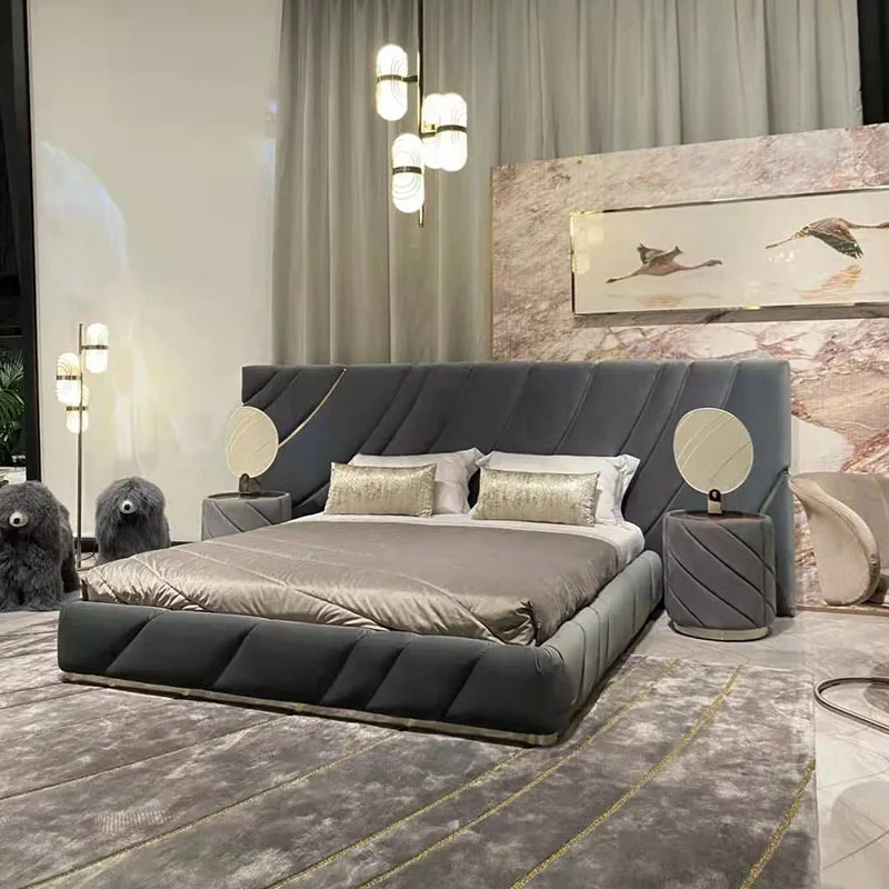 

Italian luxury visionnaire fabric modern simple solid wood large apartment fabric bed high PC and console game bed