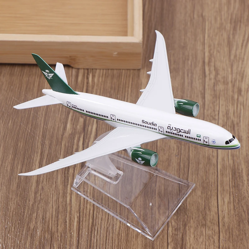 Avion en métal jaune-vert moulé sous pression, échelle 1:400, jouets à collectionner, modèle d'avion d'aviation, cimetière, Saudi Airlines, B787, 16cm