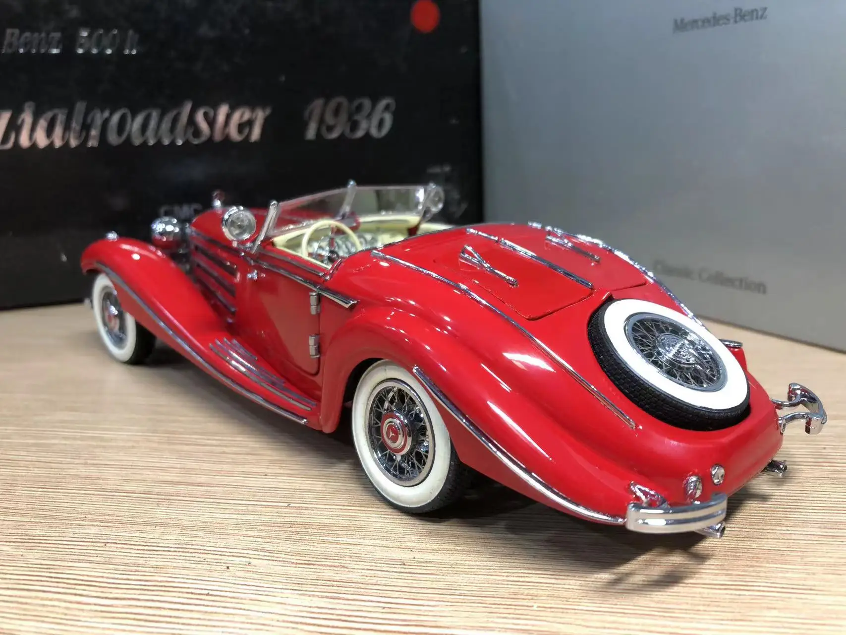 CMC 1:24 500K Roadster 1936 Vintage Car Alloy Fully Open Simulation Limited Edition Alloy Metal Static Car Model Toy Gift