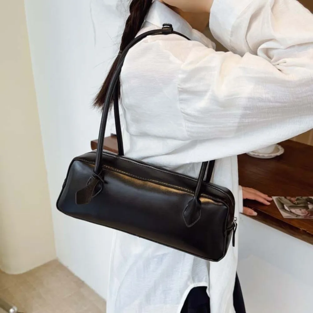 

Elegant French Stick Handbag Korean Style Large Capacity PU Shoulder Bag Solid Color High-end Texture Underarm Bags Winter