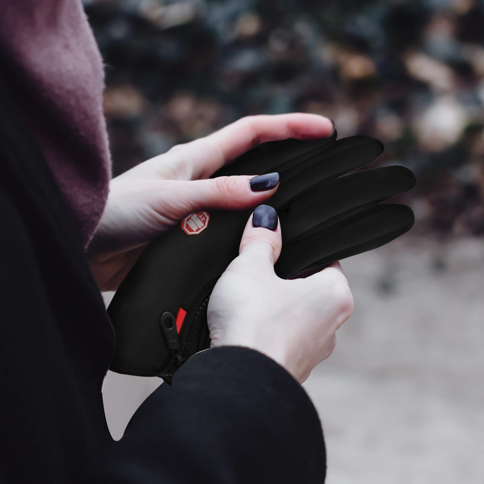 

Touch Screen Gloves Winter Outdoor Warm Riding Cycling Windproof Skiing Gloves Breathable Material Non Slip Stylish Driving