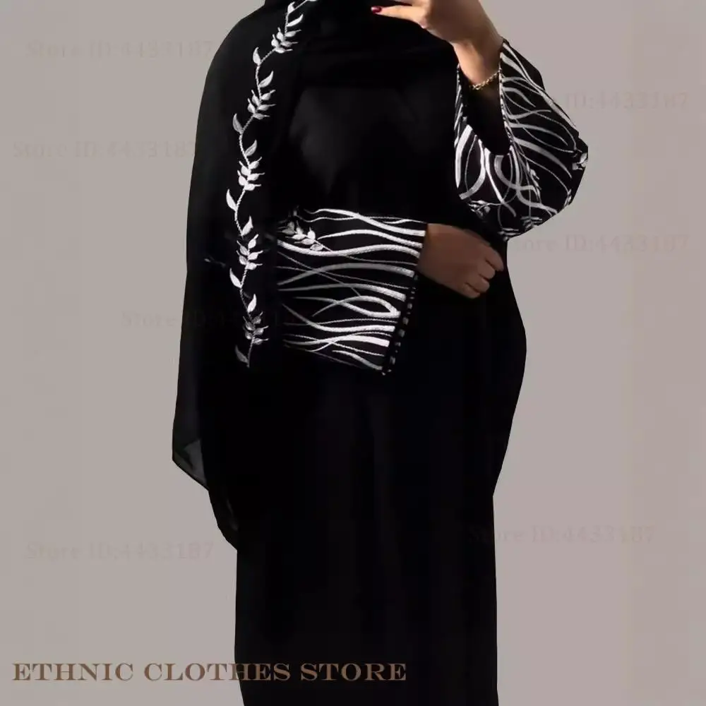 Femmes musulmanes Robe élégante noir broderie Abaya longue Robe dubaï luxe Eid Ramdan Robe de prière Kebaya caftan robes marocaines