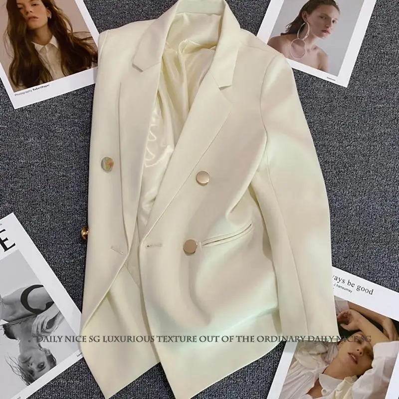 

Женское укороченное пальто, новая внешняя одежда, укороченная женщина, чувствительная отделка, сверление волокна, интервью, студенты, с круглым вырезом