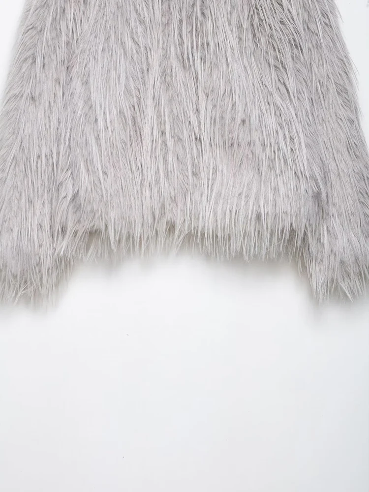 معطف/سترة نسائية جديدة على الطراز الأوروبي عصرية ومتعددة الاستخدامات بلون سادة ورقبة دائرية من الفرو الصناعي