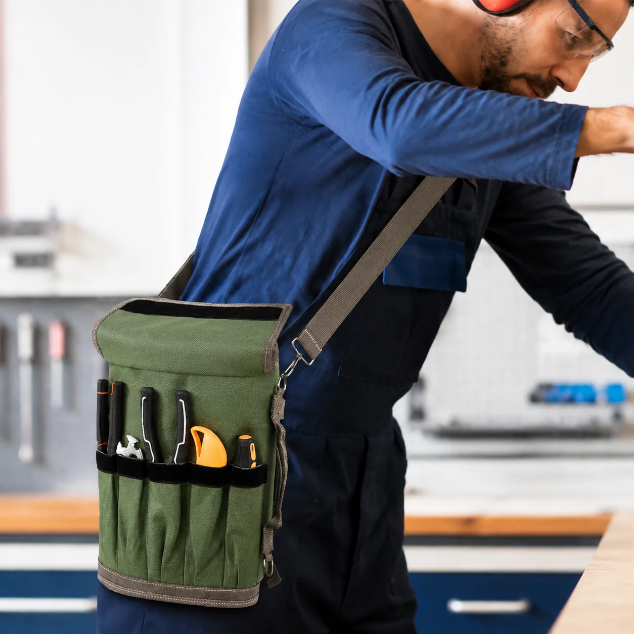 Roll Up Tool Bag with Zippered Compartments, Portable Tool Organizer with Shoulder Strap for Garage Car Repair and DIY, Bag Only