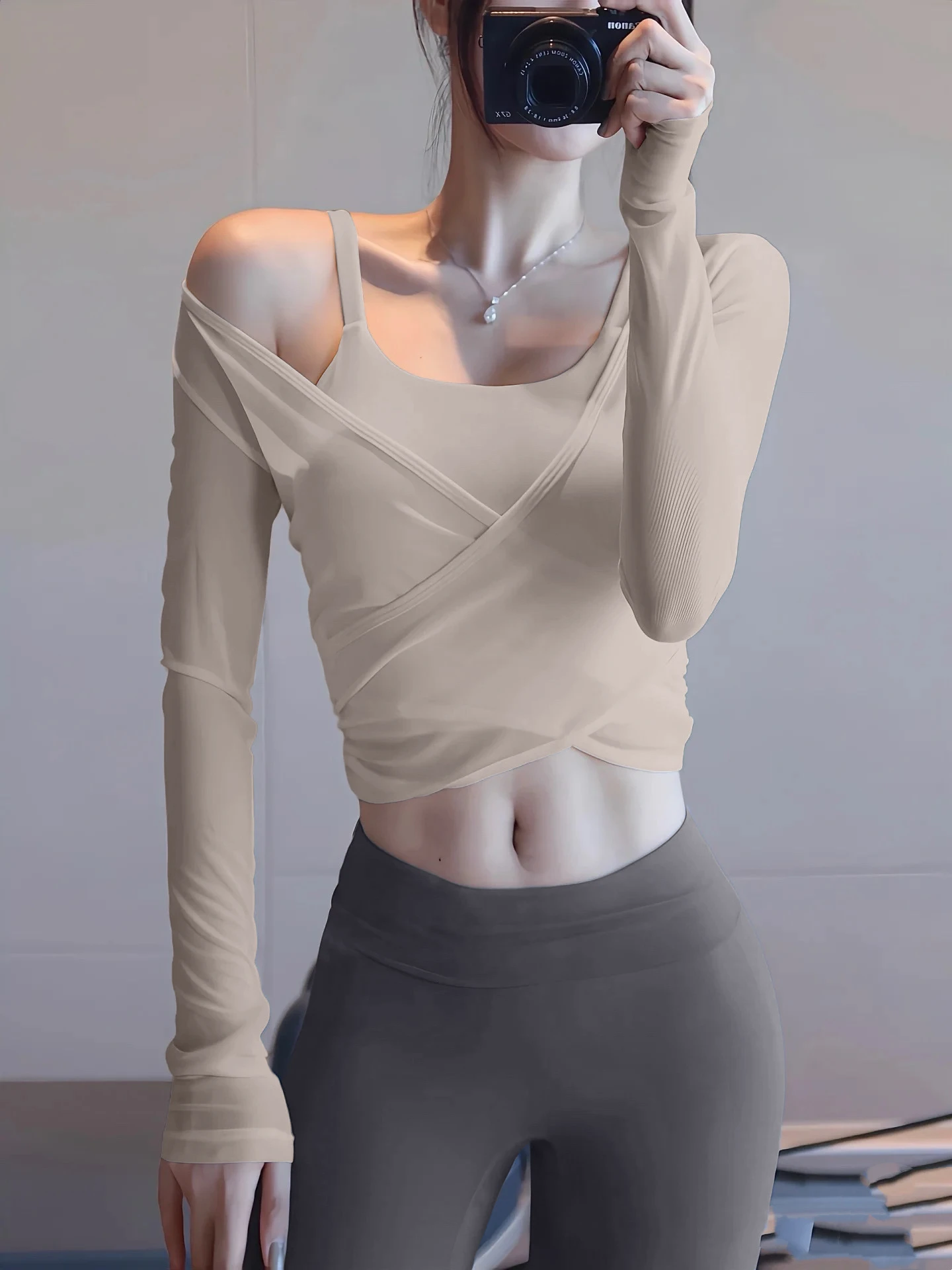 2026 Long-sleeved bra-top yoga workout set with waist and hip support for planking and fitness, summer light version