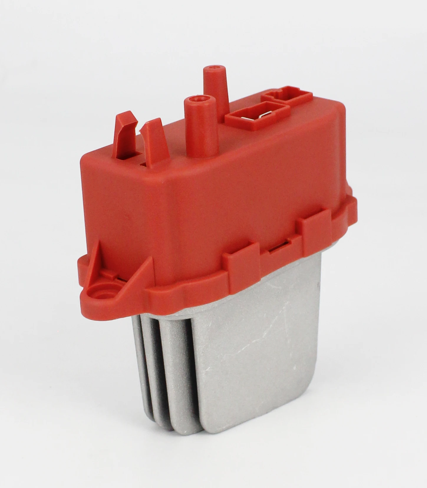 

Модуль управления двигателем вентилятора или двигателем вентилятора для Iveco Daily OEM 500326590