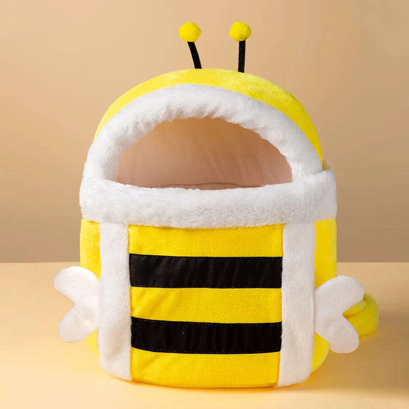 Winter Warm Outing Pet Bag Cute Bee Tweak Hand Backpack Puppy Backpack Shoulder Bag Pet Accessories Wholesale