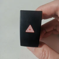 Interruptor de alarma, interruptor intermitente doble, salida de aire acondicionado, ventilación para Toyota Yaris vios 2014-2021