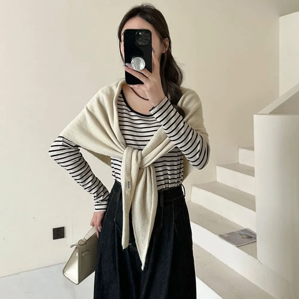 

Trendy Wool Blended Wool Scarf Thickened Triangular Shape Knitted Scarf Soft Knitted Triangular Scarf Women Wear
