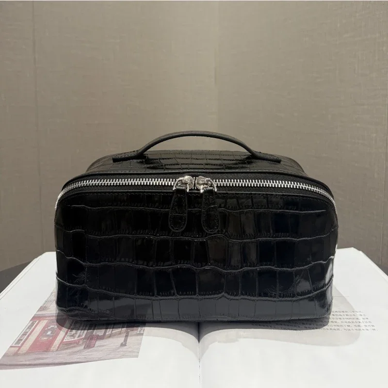 Crocodile Pattern Cosmetic Bag, High-End Genuine Leather, Large Capacity, Convenient Travel Wash Bag, Cosmetic Storage Bag