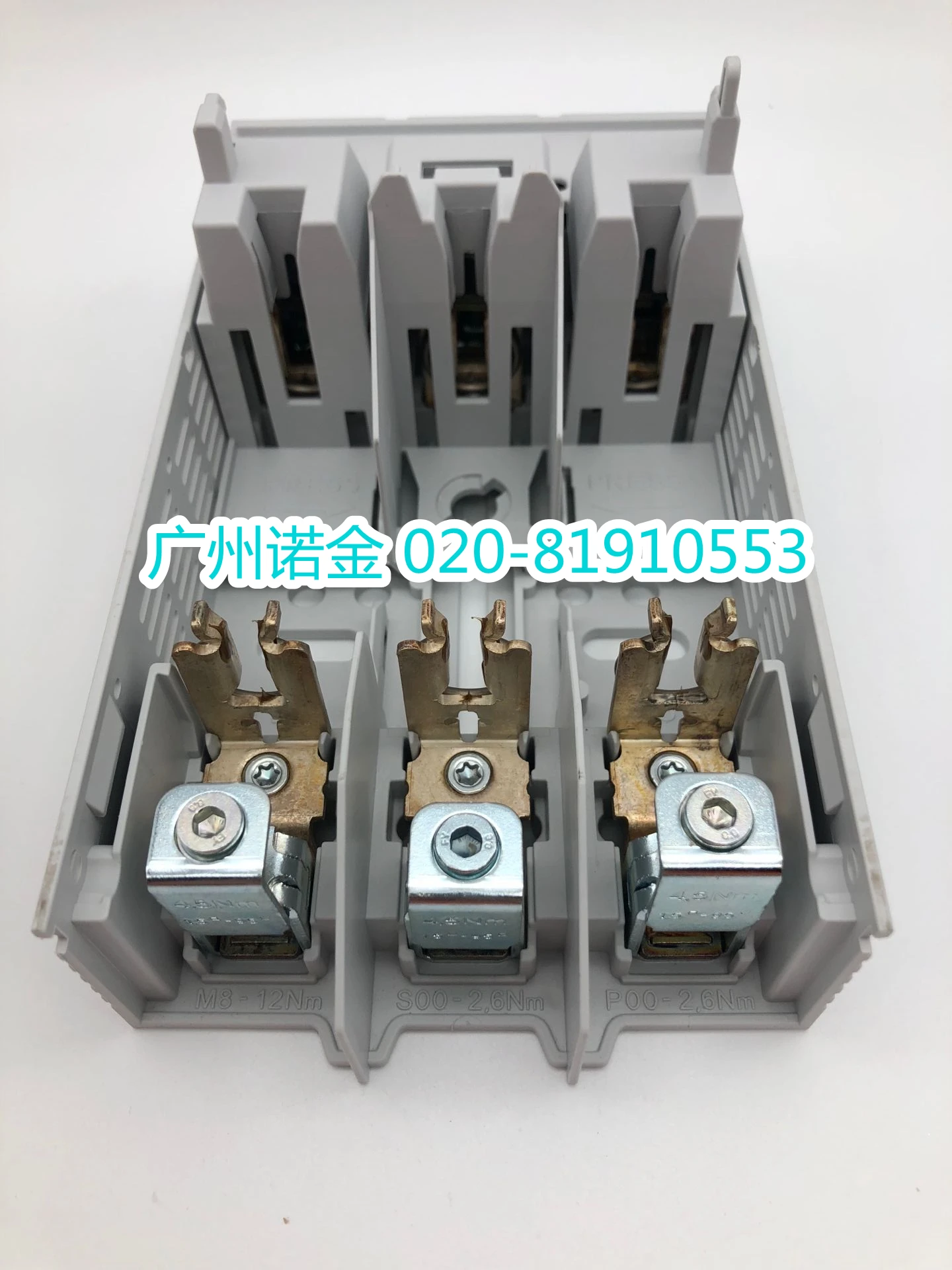 ตัวตัดการเชื่อมต่อชนิดฟิวส์ EATON XNH00-A160-BT แทนที่ GSTA00-160 ที่ไม่ได้ใช้ในสต็อก