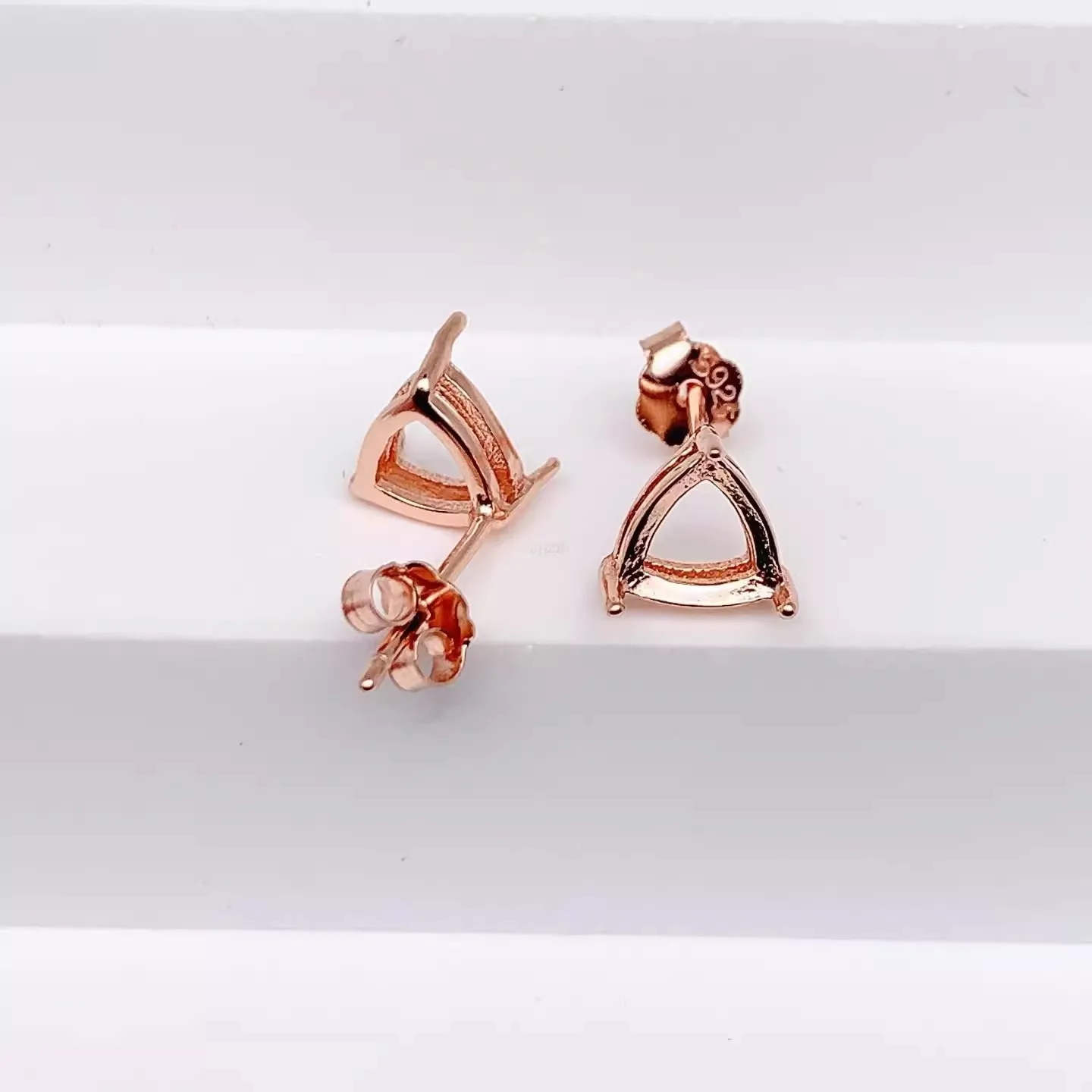 Y 5/6mm Triangle Stone Settings 925 Sterling Silver DIY Empty Earring Simple Ear Studs Fine Design Fashion 3Colors for Woman Man