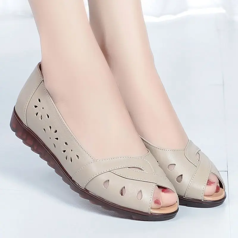 Women Sandals Flat 2024 New Summer Genuine Leather Mother Sandals Non-slip Fish Mouth Large Size 41 Casual Sandals Women