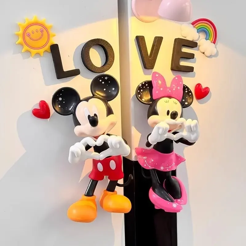 Disney Mickey Mouse new cute and sweet home fashion cartoon creative three-dimensional animation pattern refrigerator magnet