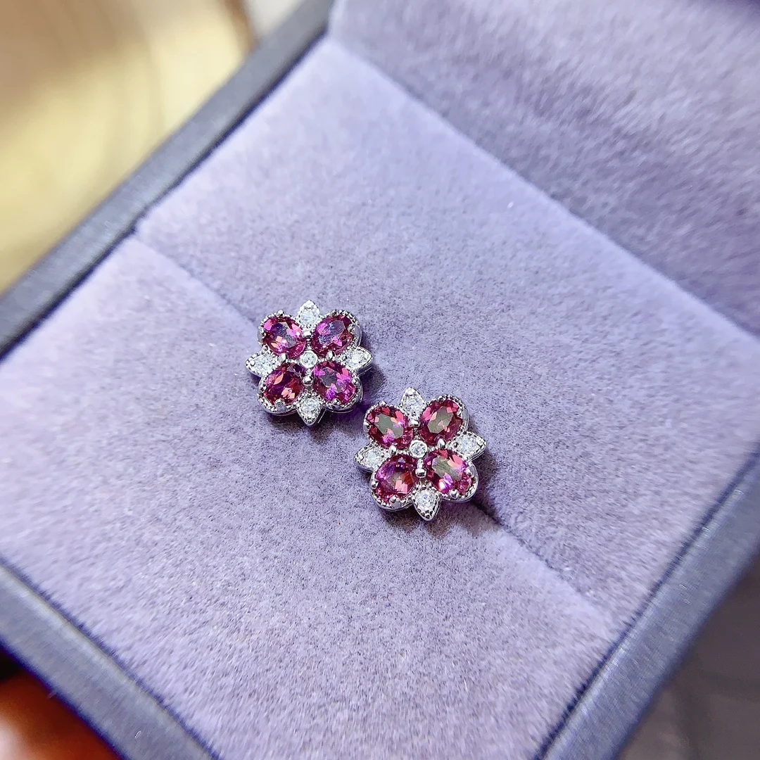 

SHILOVEM 925 Sterling Silver Natural Magnesium Garnet Stud Earrings Fine Jewelry Women Wedding wholesale 3*4mm le03048972agsm