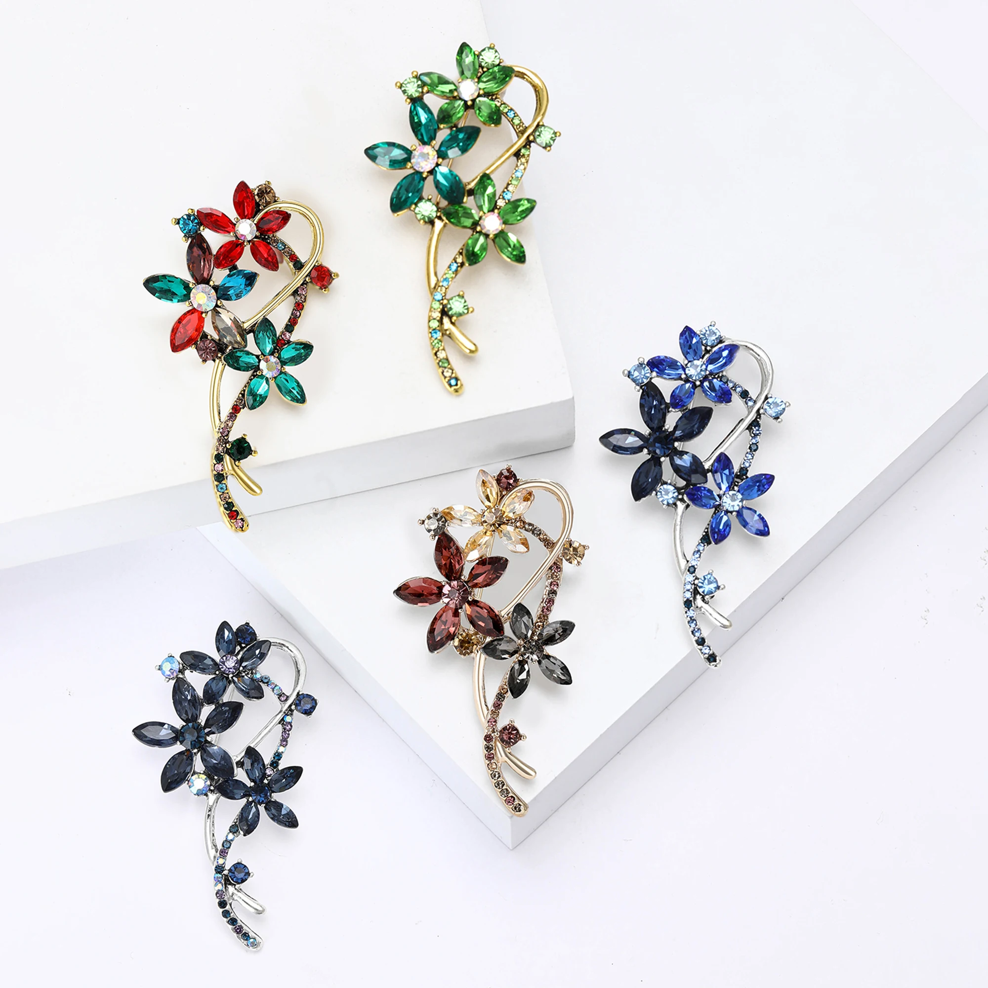Beaut & Berry หรูหราคริสตัลดอก - Women Accessories Bouquet บทวิจารณ์และราคา