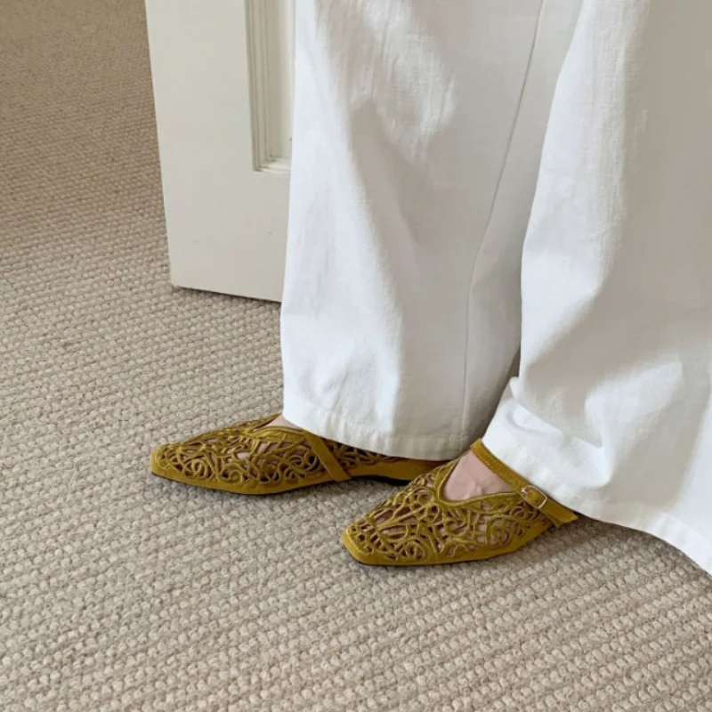 Damen Mary Jane Flats mit Hohlmuster, Quadratischer Zehenpartie, Einzelriemen und Schnalle, Atmungsaktive Sommer-Freizeitschuhe, Ballerinas – Detail 8